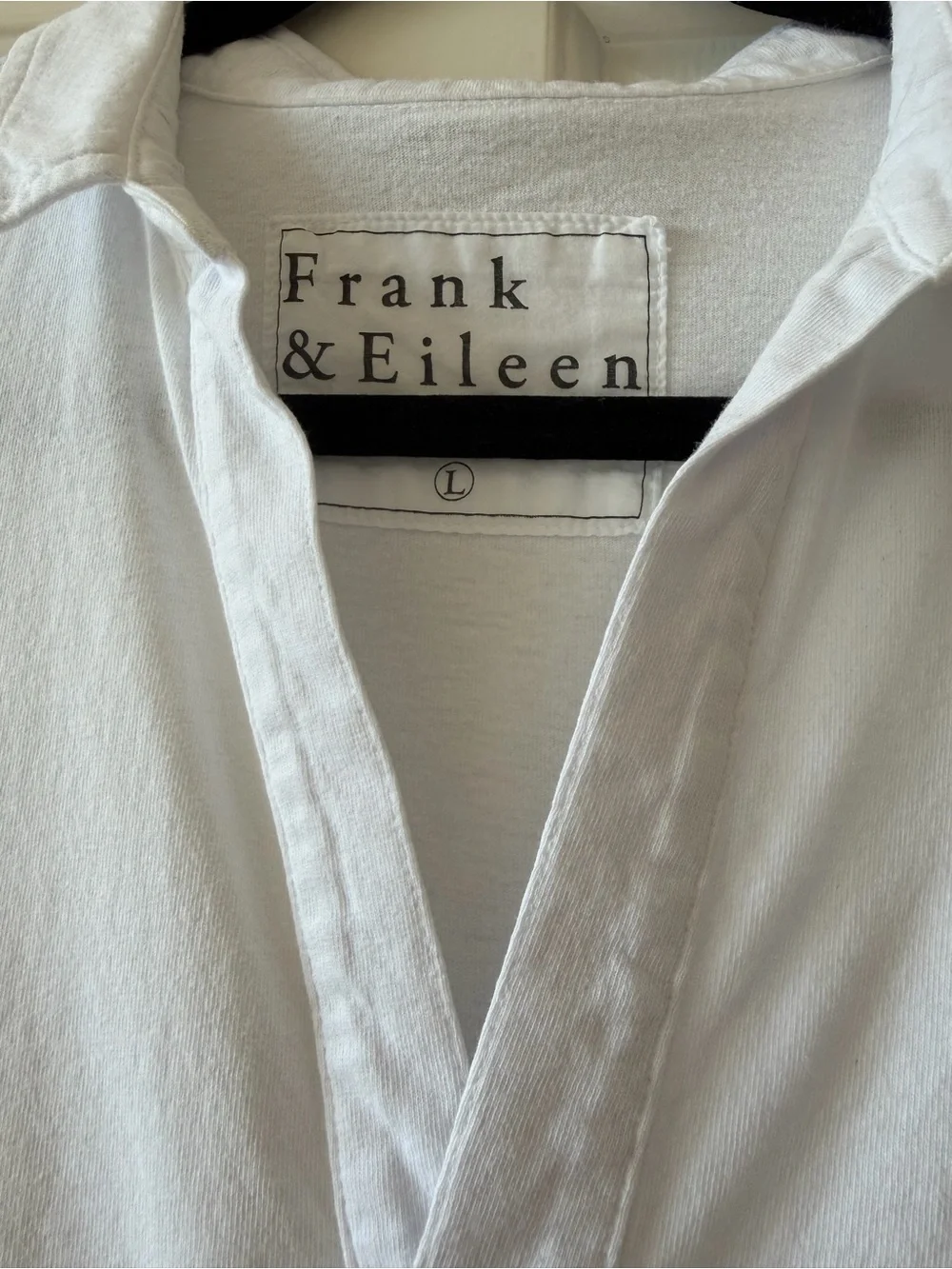 Frank & Eileen White Relaxed Open-Collar Polo. Like New. Excellent condition. - Picture 2 of 6